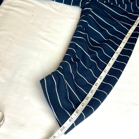 Ella Moss Reese Nautical Striped Pocket Boxy Navy & White Tee SZ XL New - Picture 12 of 13